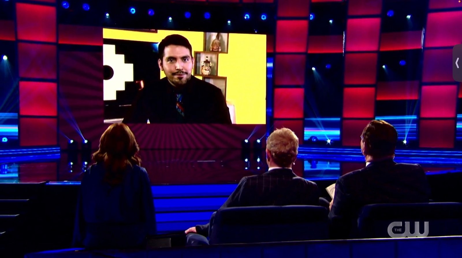 Alejandro appearing before Penn and Teller on Fool Us